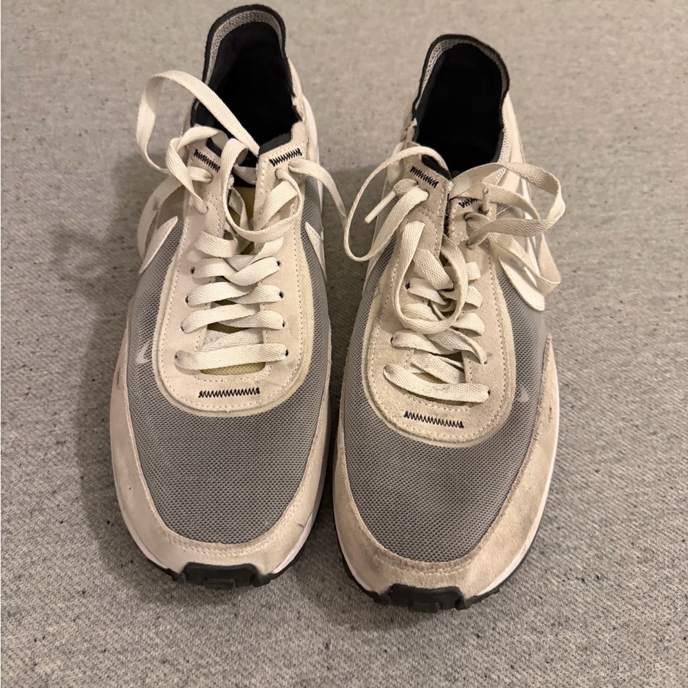 Nike Waffle One Gray and White Sneakers